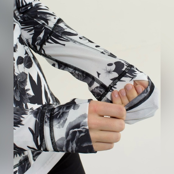 Lululemon Forme Align Jacket II Brisk Bloom Black White | Size 4 | Perfect Cond - Picture 6 of 14